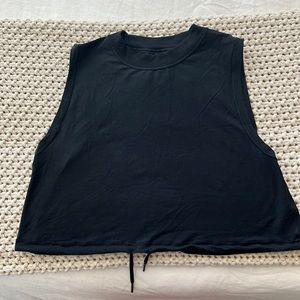 Lululemon black muscle tank size 4